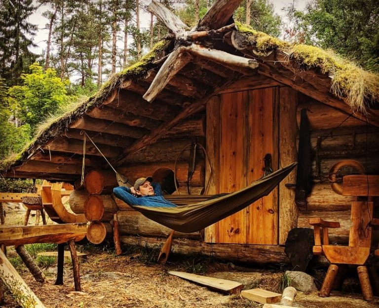 Bear-Proof Off Grid Log Cabin Built With Giant Logs In Russian Wilderness